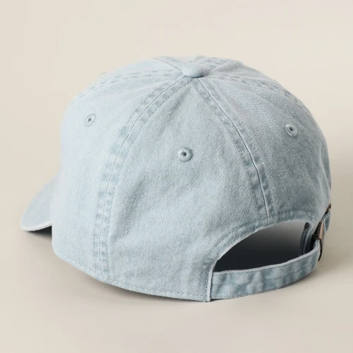 Czapka z daszkiem jasny jeans good moms cllub 5.webp