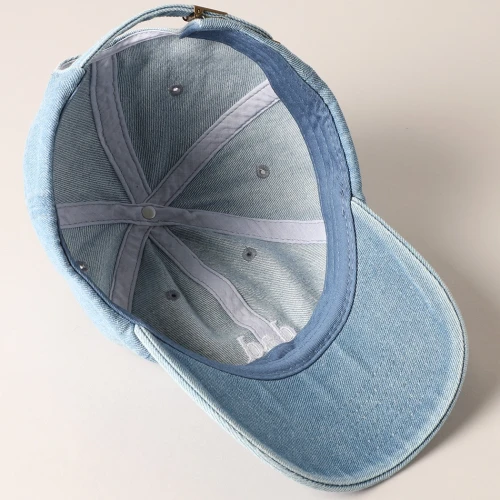 Czapka z daszkiem jasny jeans dad 3.webp